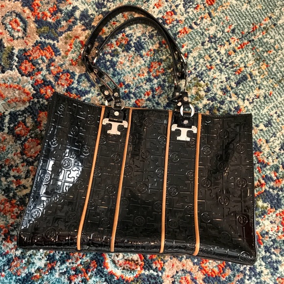 Tory Burch Handbags - 24hr💰drop! Tory Burch ‘Nico’ Lux T East West tote